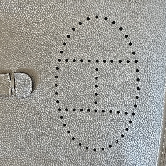 HERMÈS Evelyne PM Bag, Palladium Hardware, Etoupe - NWOT - Picture 3 of 10